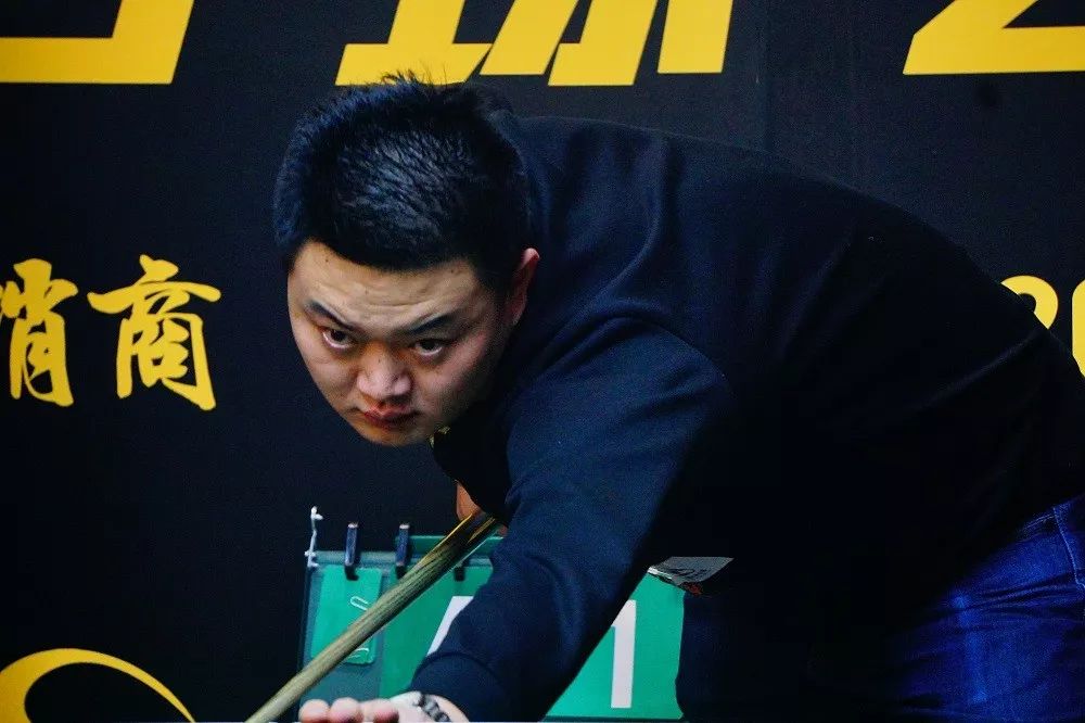 相关纪念球 相关纪念球